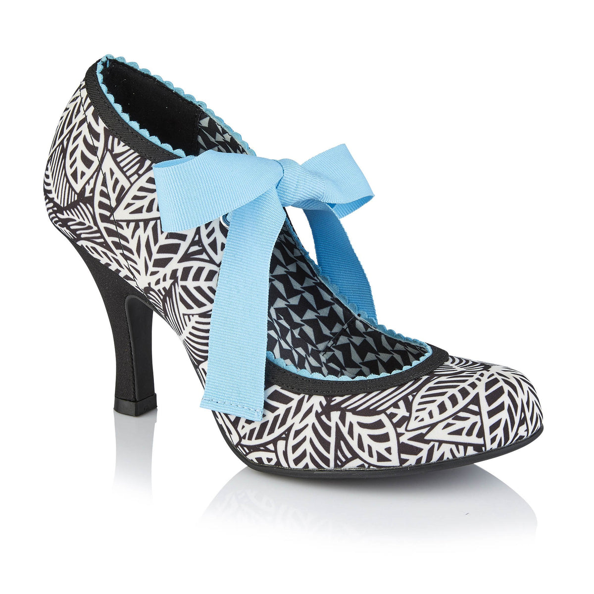 Willow (Black/White)– Ruby Shoo