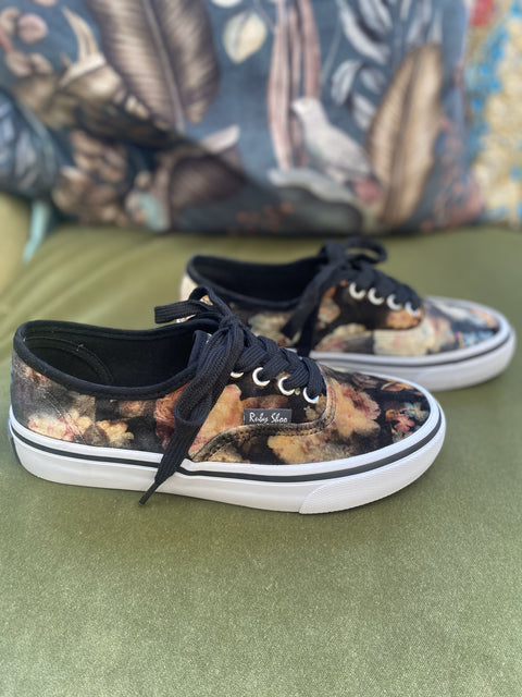 Nicole (Black Floral)