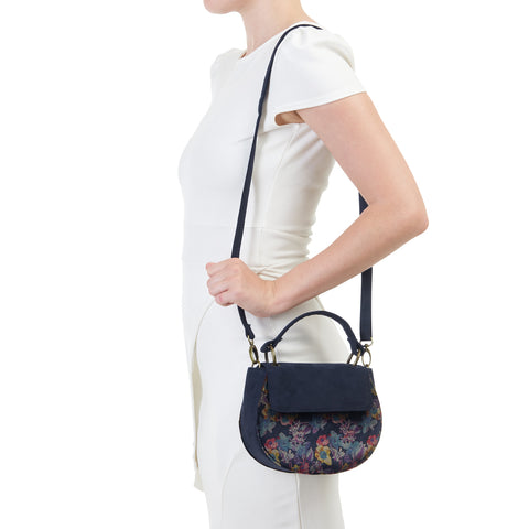 Acapulco Saddle Bag in Navy